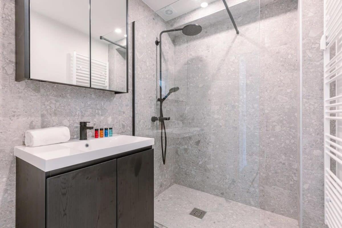 Huswell - Lovely Apartment With Lateral Sea View And Parking 오스텐드 외부 사진