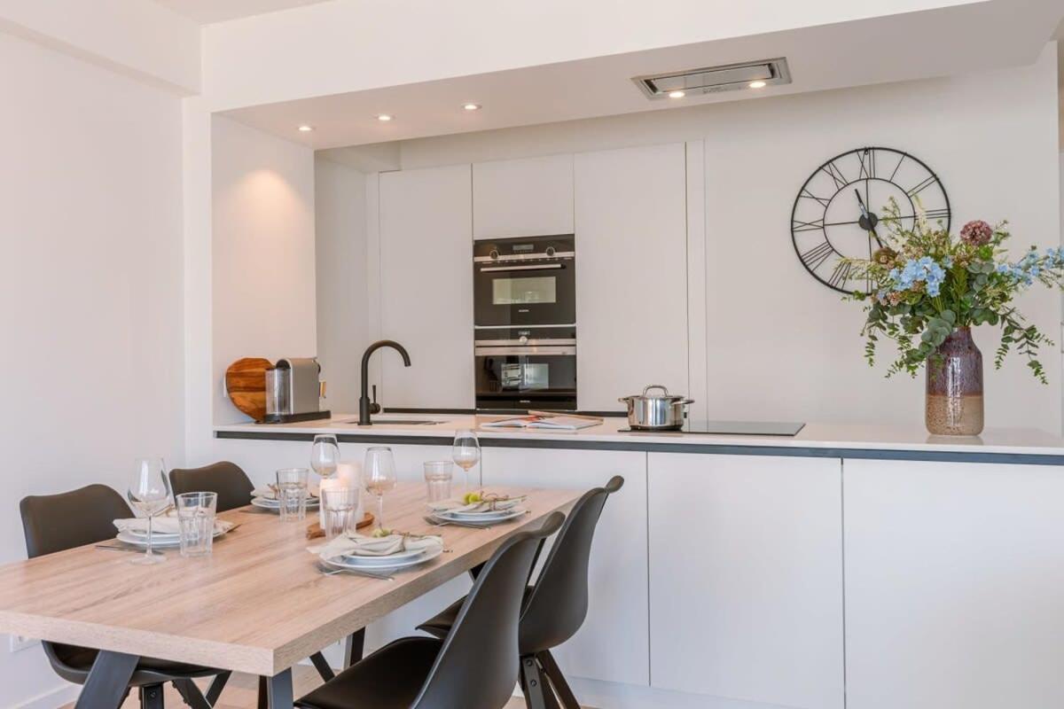 Huswell - Lovely Apartment With Lateral Sea View And Parking 오스텐드 외부 사진