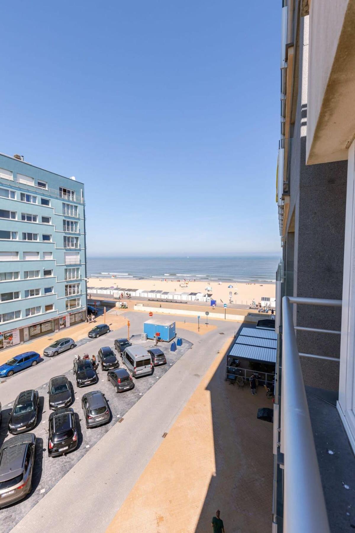 Huswell - Lovely Apartment With Lateral Sea View And Parking 오스텐드 외부 사진